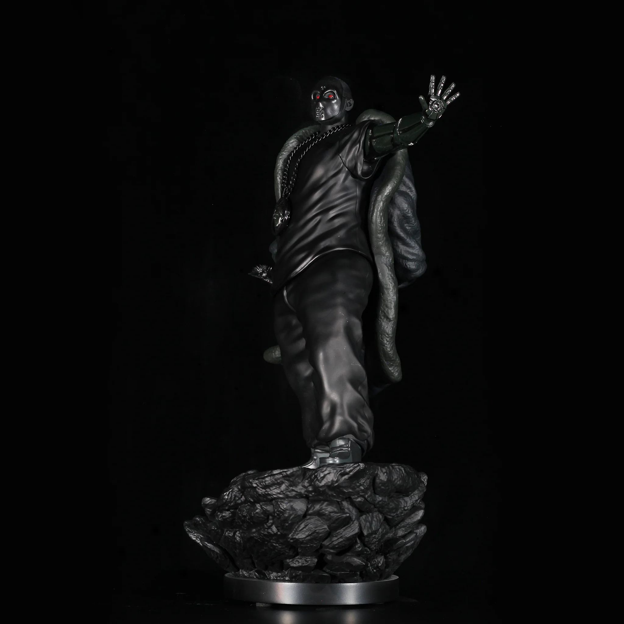 Ghostface Killah x Concrete Jungle x Hip Hop 50 Statue: BLACKOUT VERSION - Image 4