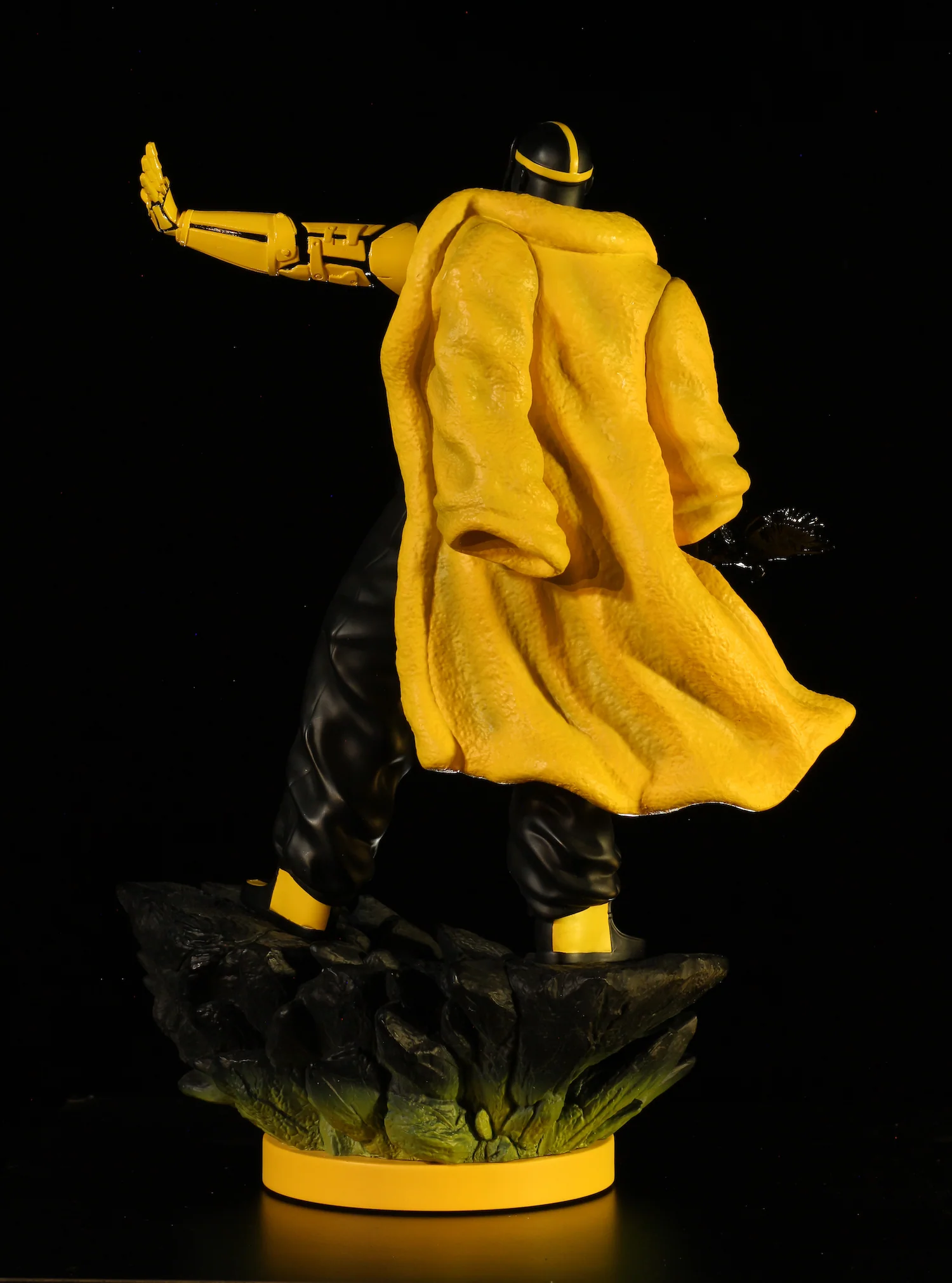 Ghostface Killah x Concrete Jungle x Hip Hop 50 Statue: YELLOW JACKET VERSION - Image 4